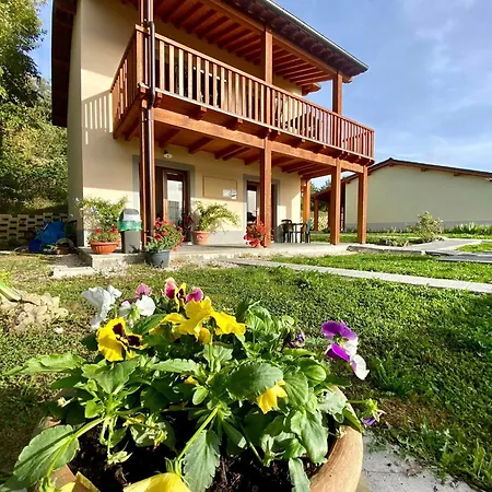 Diffuso Borgo Retrosi Di 3*