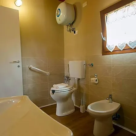 Borgo Retrosi Di 3* Amatrice